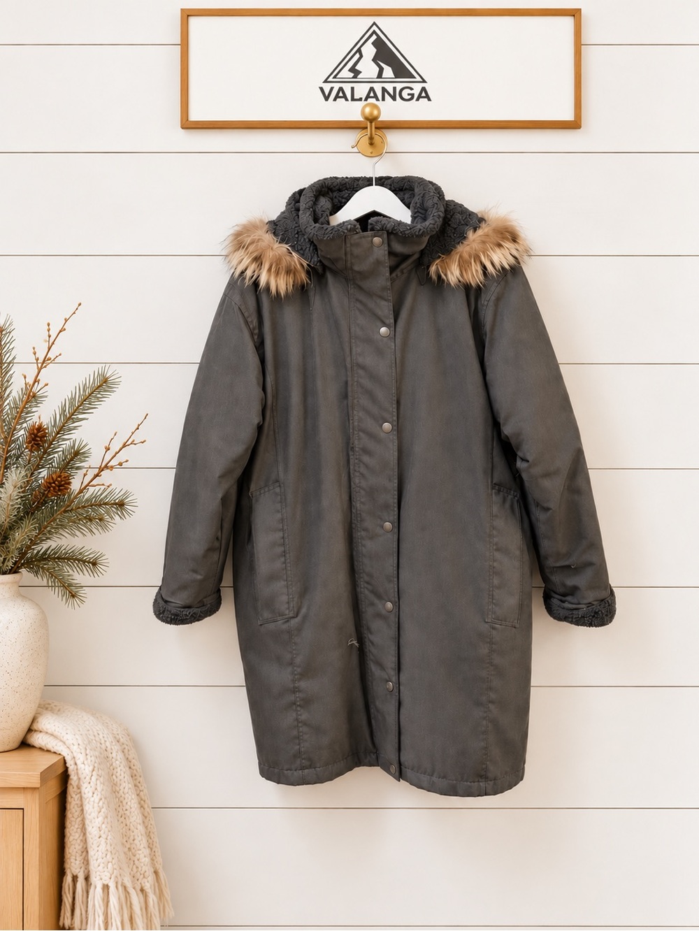 VALANGA – Grey Parka with Real Fur Hood Trim (Taille 14)